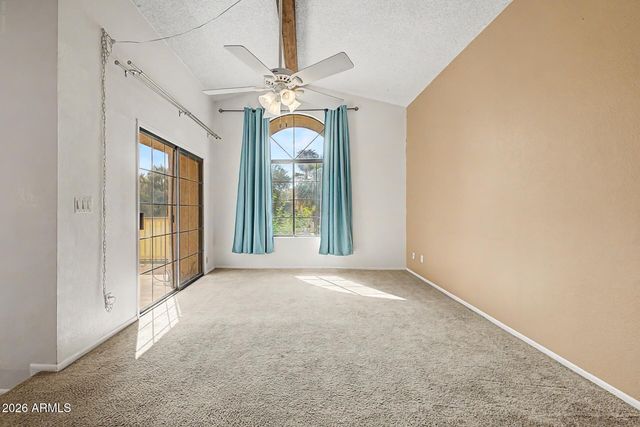 925 N COLLEGE Avenue D213, Tempe, AZ 85288