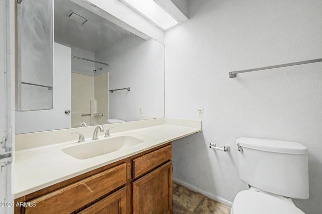 925 N COLLEGE Avenue D213, Tempe, AZ 85288