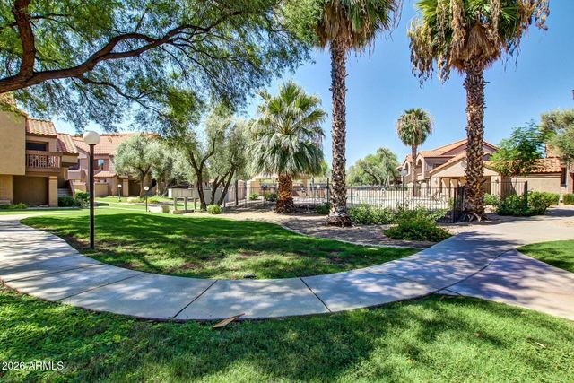 925 N COLLEGE Avenue D213, Tempe, AZ 85288