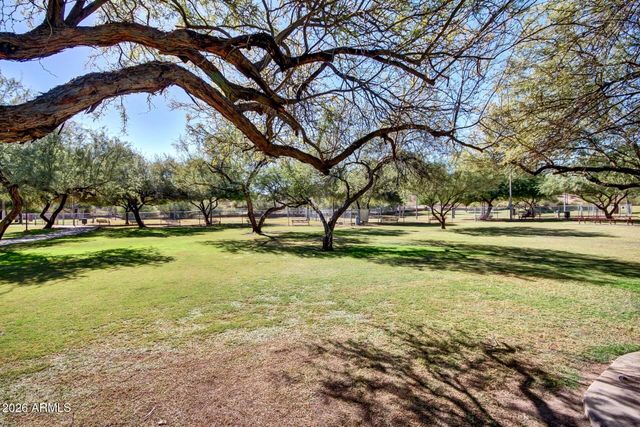 925 N COLLEGE Avenue D213, Tempe, AZ 85288