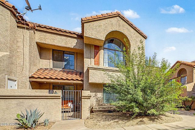 925 N COLLEGE Avenue D213, Tempe, AZ 85288