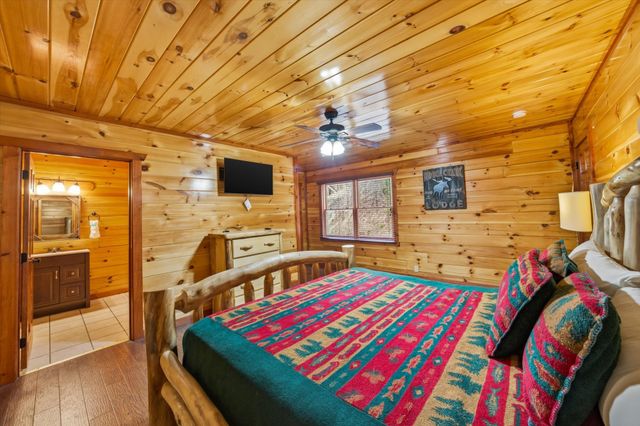 4339 Forest Ridge Way, Sevierville, TN 37863