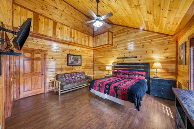 4339 Forest Ridge Way, Sevierville, TN 37863