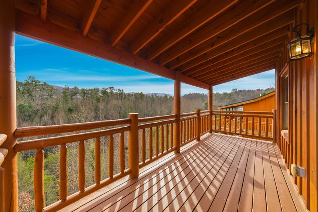 4339 Forest Ridge Way, Sevierville, TN 37863