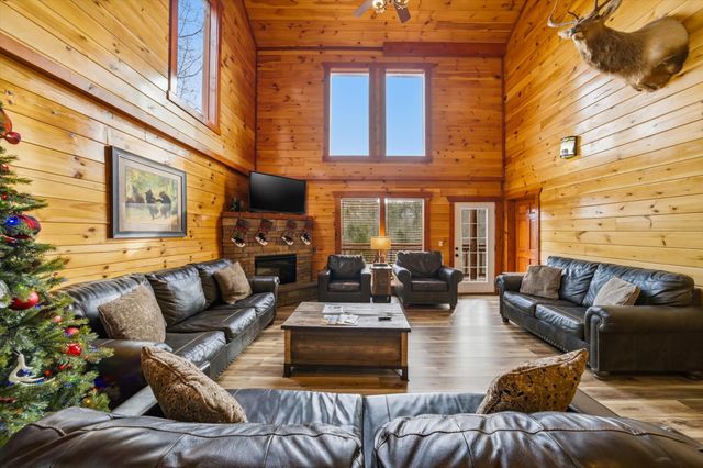 4339 Forest Ridge Way, Sevierville, TN 37863