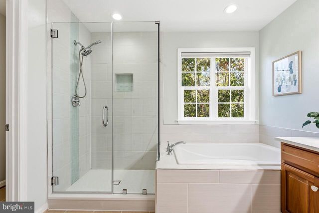 7023 REGIONAL INLET DR, Fort Belvoir, VA 22060