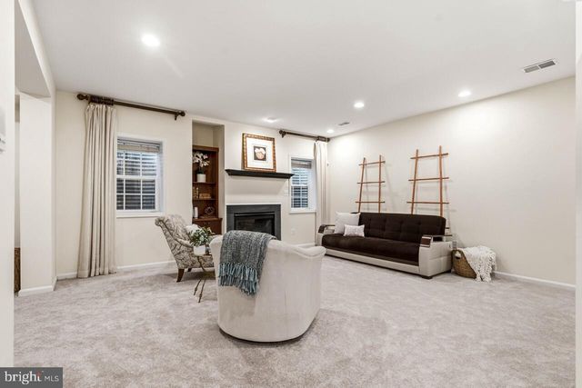 7023 REGIONAL INLET DR, Fort Belvoir, VA 22060