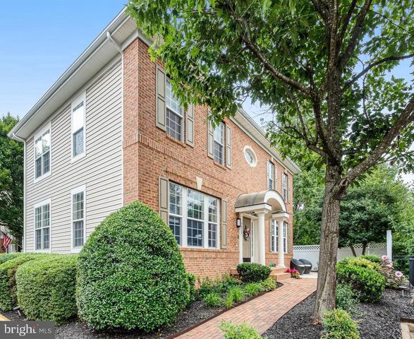 7023 REGIONAL INLET DR, Fort Belvoir, VA 22060