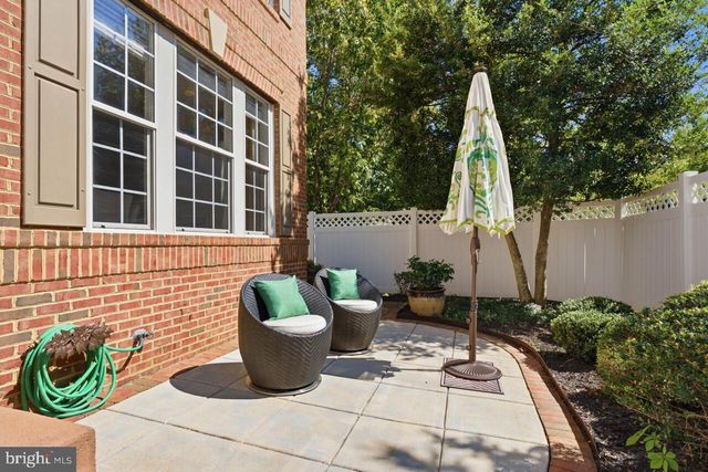 7023 REGIONAL INLET DR, Fort Belvoir, VA 22060