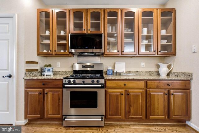 7023 REGIONAL INLET DR, Fort Belvoir, VA 22060