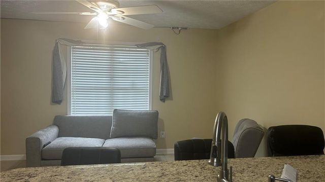 585 Station View Run, Lawrenceville, GA 30043