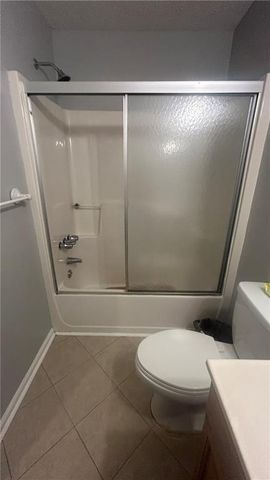 585 Station View Run, Lawrenceville, GA 30043