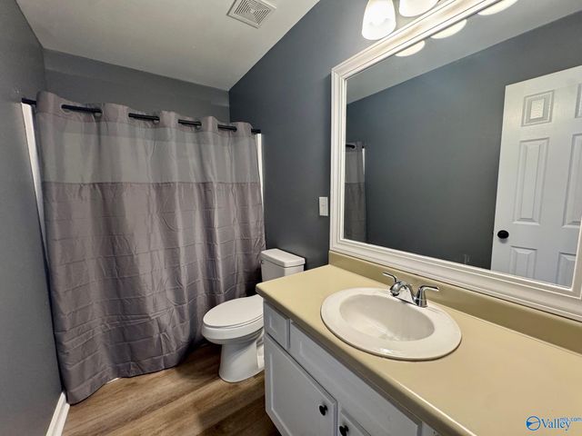 8047 Wall Triana Hwy, Harvest, AL 35749