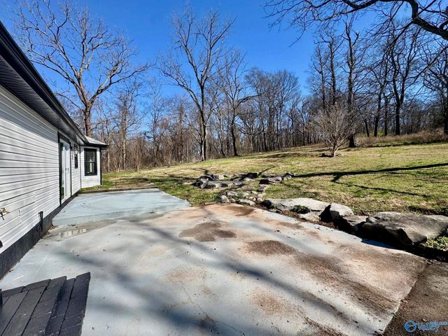 8047 Wall Triana Hwy, Harvest, AL 35749