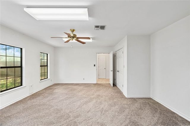 102 St. Andrews St, Rockport, TX 78382