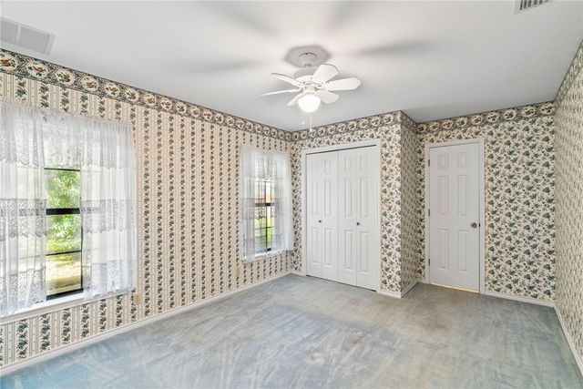 102 St. Andrews St, Rockport, TX 78382