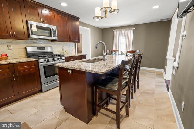 248 PARHAM RD, Springfield, PA 19064