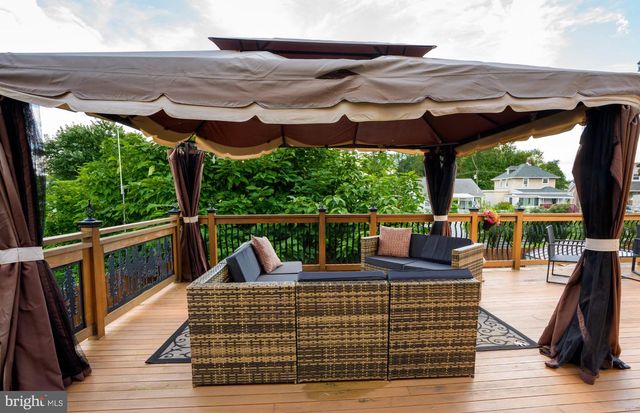 248 PARHAM RD, Springfield, PA 19064