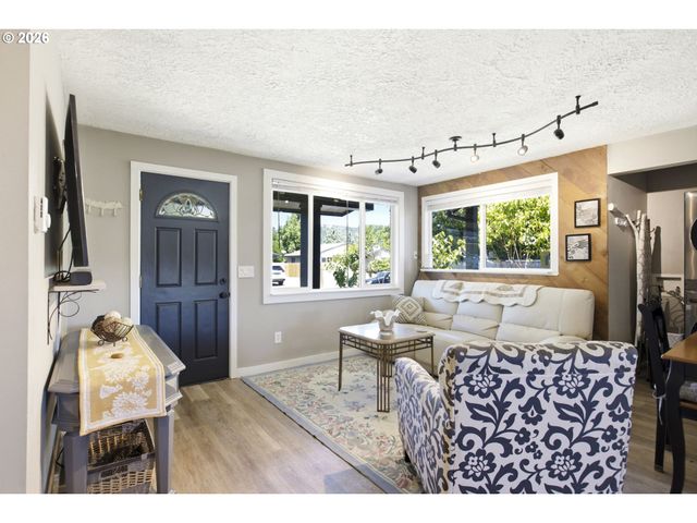 9940 Se CITADEL St, Clackamas, OR 97015