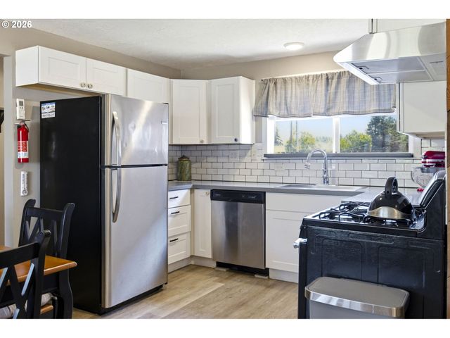 9940 Se CITADEL St, Clackamas, OR 97015