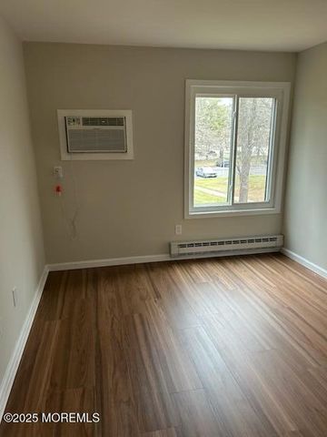 108 Amberly Drive D, Manalapan, NJ 07726