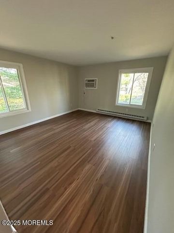 108 Amberly Drive D, Manalapan, NJ 07726