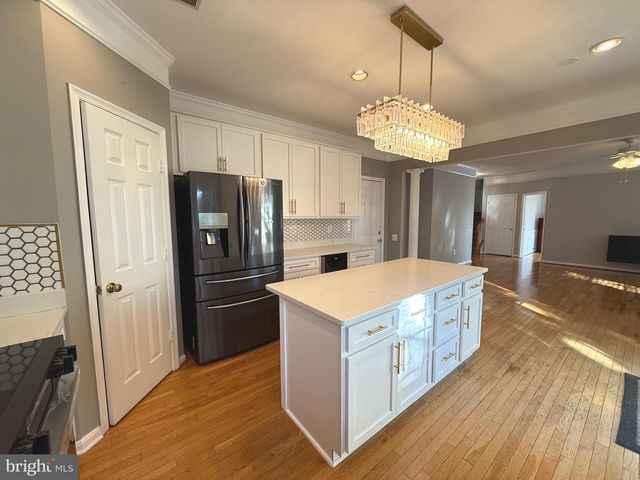 1743 WHEYFIELD DR, Frederick, MD 21701