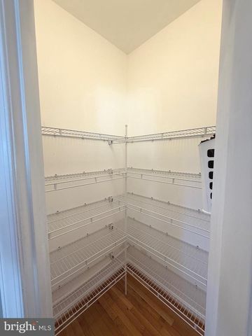 1743 WHEYFIELD DR, Frederick, MD 21701