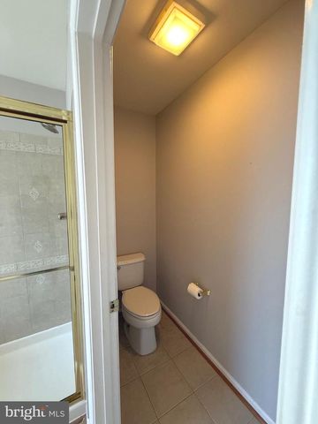 1743 WHEYFIELD DR, Frederick, MD 21701