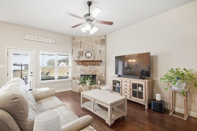 210 Timber Valley Court, Weatherford, TX 76085