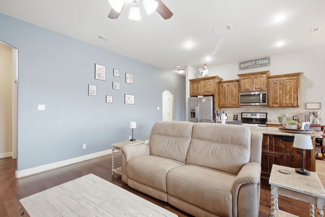 210 Timber Valley Court, Weatherford, TX 76085