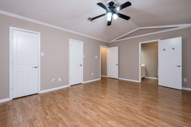 13710 Scarlet Oak Drive, Little Rock, AR 72211