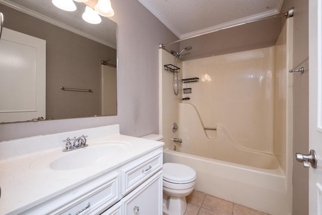 13710 Scarlet Oak Drive, Little Rock, AR 72211