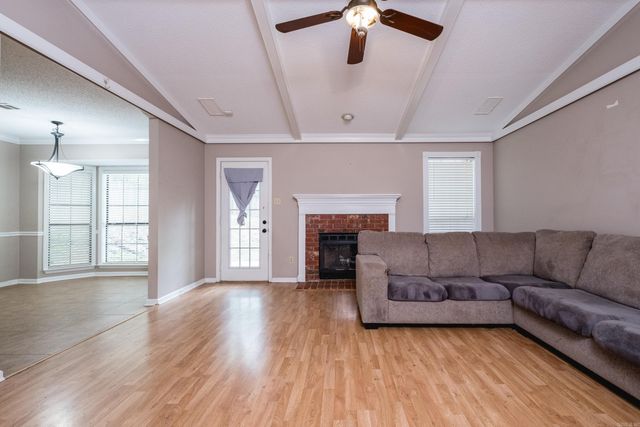 13710 Scarlet Oak Drive, Little Rock, AR 72211