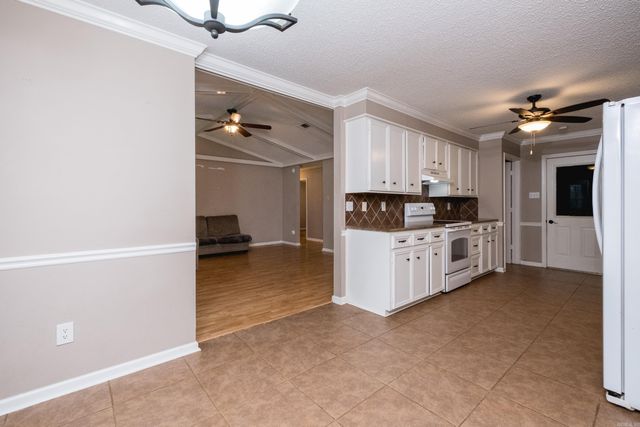 13710 Scarlet Oak Drive, Little Rock, AR 72211