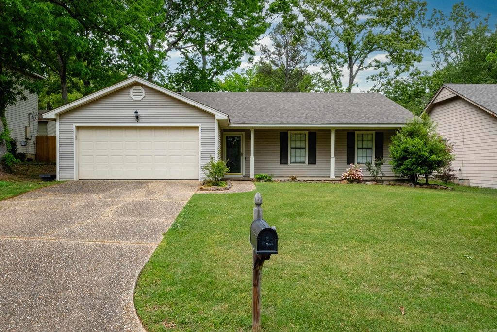 13710 Scarlet Oak Drive, Little Rock, AR 72211