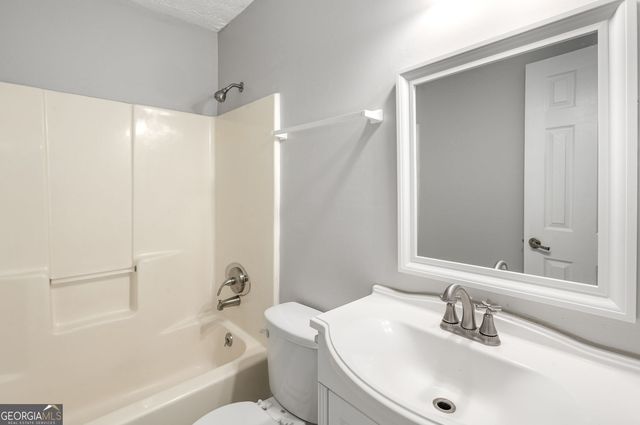 207 Antebellum Court, Riverdale, GA 30274