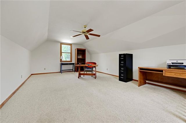 35710 Pflumm Road, Paola, KS 66071