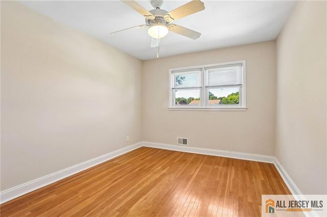 56 Whitehall Road, Trenton, NJ 08690