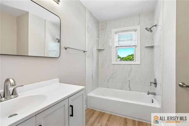 56 Whitehall Road, Trenton, NJ 08690
