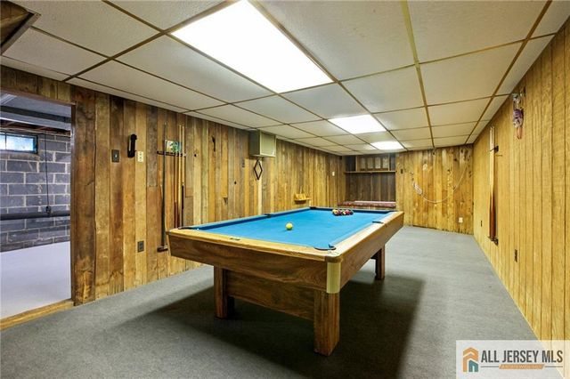 56 Whitehall Road, Trenton, NJ 08690