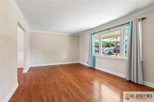 56 Whitehall Road, Trenton, NJ 08690
