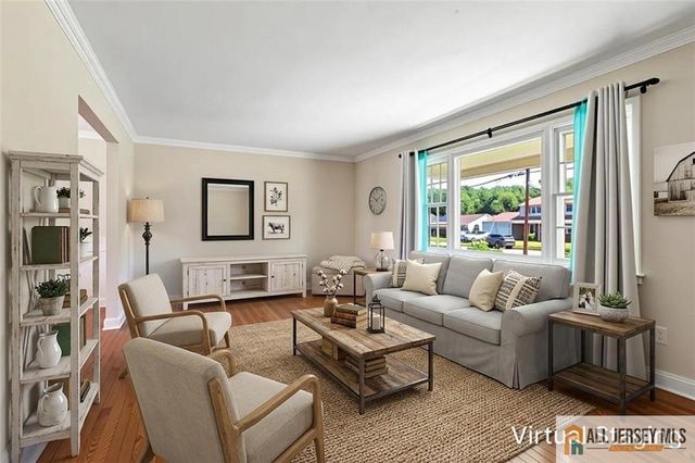 56 Whitehall Road, Trenton, NJ 08690