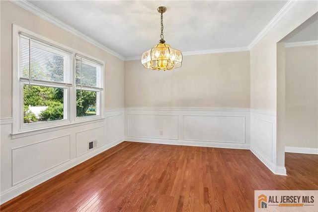 56 Whitehall Road, Trenton, NJ 08690