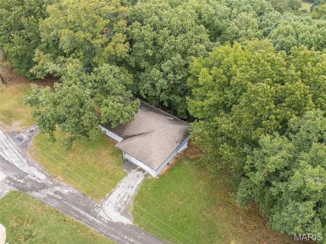 200 Meinhardt Drive, Fenton, MO 63026