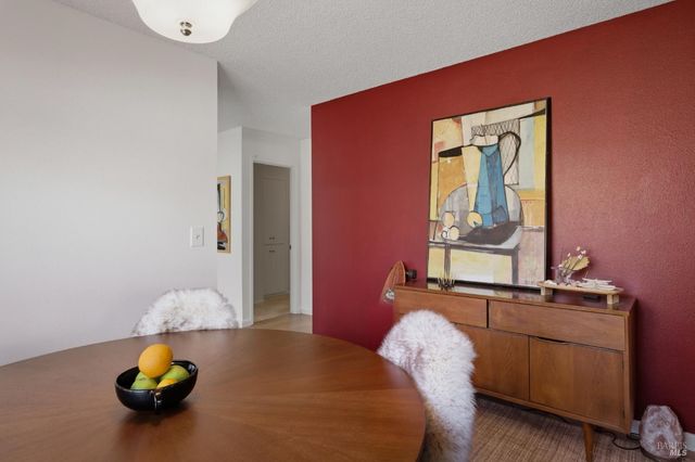 43 Aspen Meadows Cir, Santa Rosa, CA 95409