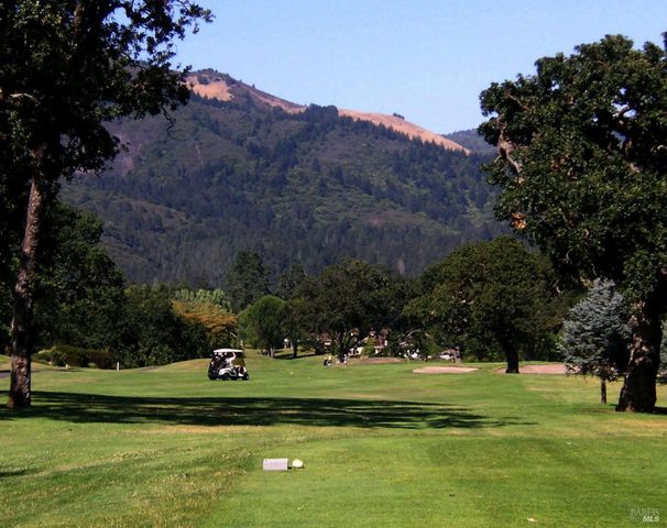 43 Aspen Meadows Cir, Santa Rosa, CA 95409