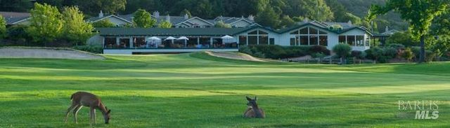 43 Aspen Meadows Cir, Santa Rosa, CA 95409