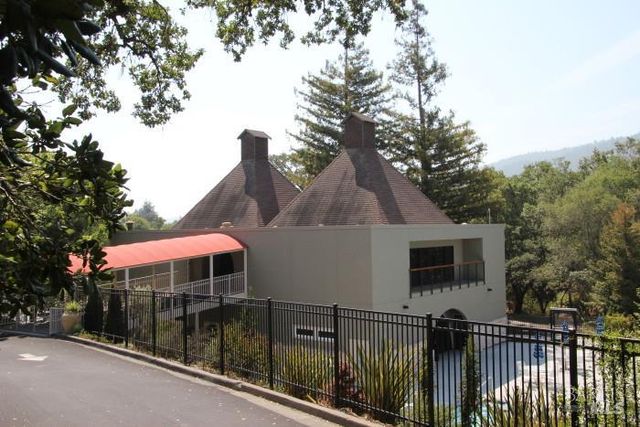 43 Aspen Meadows Cir, Santa Rosa, CA 95409