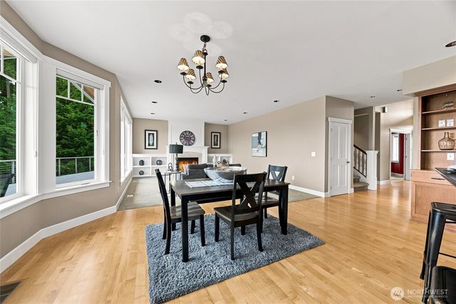 5601 48th Avenue E, Tacoma, WA 98443